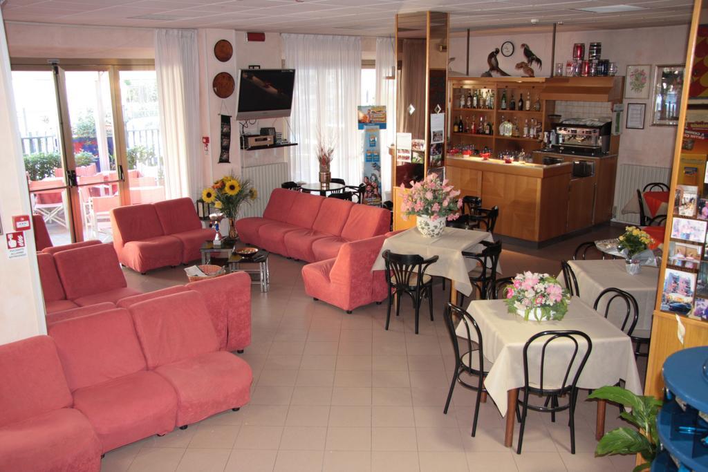 Hotel Peonia Rimini Exterior photo