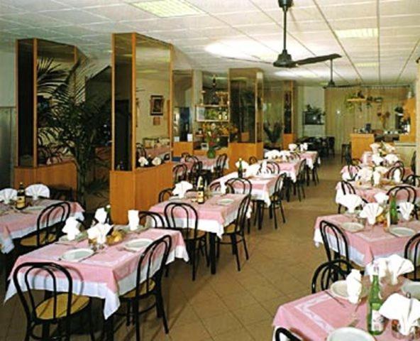 Hotel Peonia Rimini Exterior photo