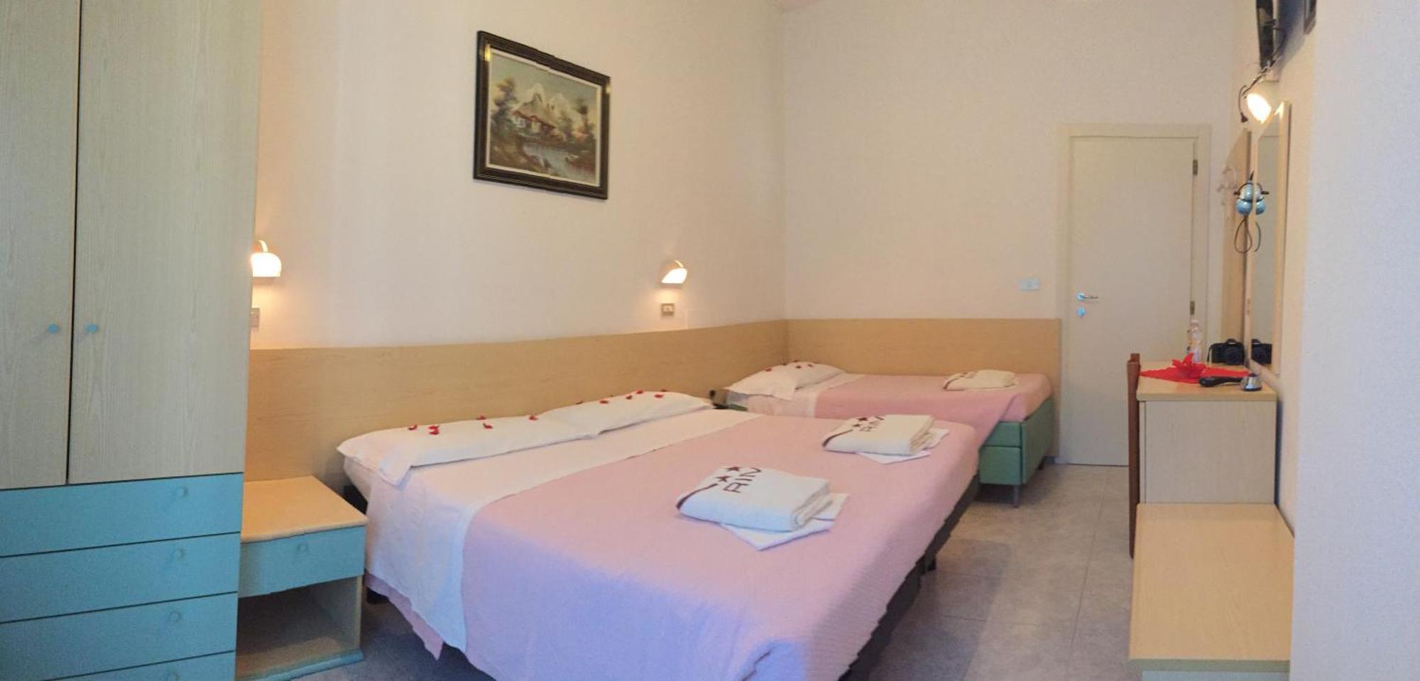 Hotel Peonia Rimini Room photo